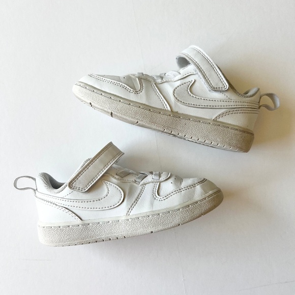 NIKE Kids White Sneakers Size 9c Low Top Court Borough Recraft Synthetic Leather - Picture 1 of 9